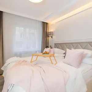 Shortstaypoland Sielecka Warszawa
